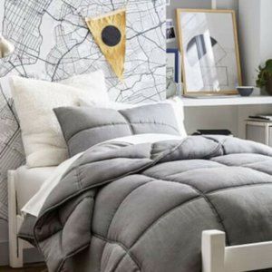 POTTERY BARN PUFFY SHAM TEEN DORM - CHARCOAL BLACK GRAY STANDARD PILLOW SHAM NIP